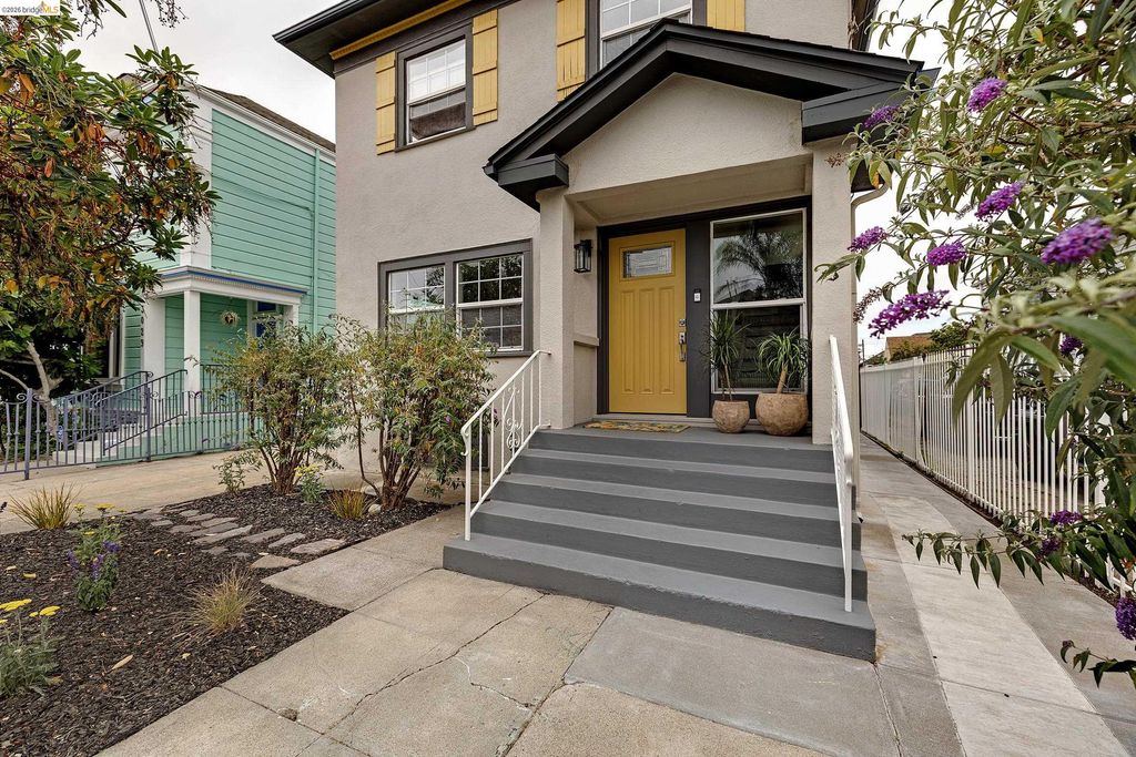 3041 Linden St, Oakland, CA 94608