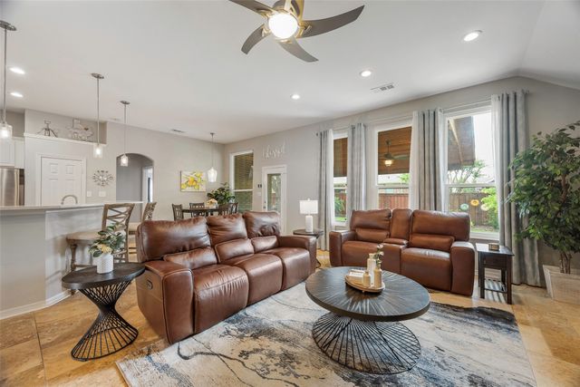 1409 Old Oak Trail, Flower Mound, TX 75028