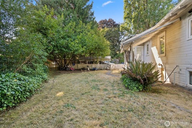 419 S 150th Street, Burien, WA 98148