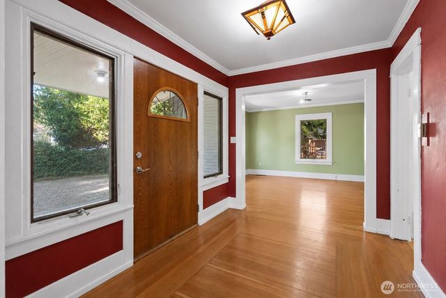 419 S 150th Street, Burien, WA 98148