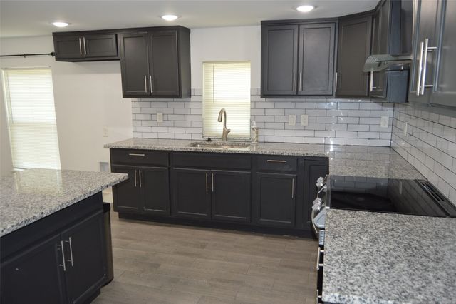 224 Holly Drive, West Tawakoni, TX 75474