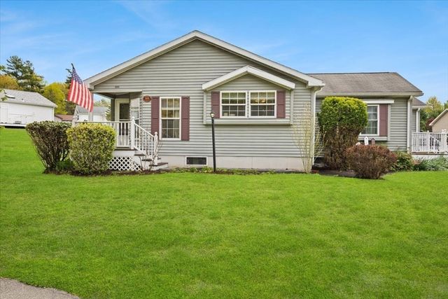 5604 Oak Point Drive, Middleboro, MA 02346