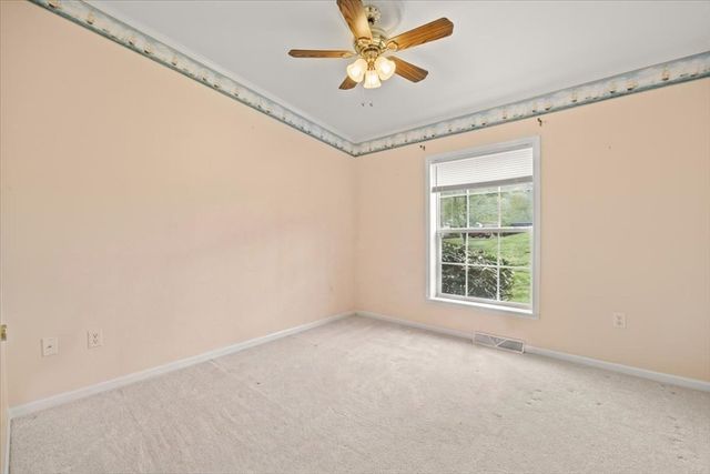 5604 Oak Point Drive, Middleboro, MA 02346