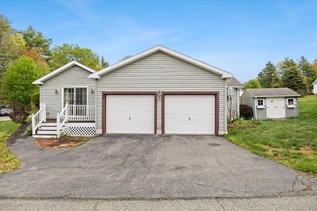 5604 Oak Point Drive, Middleboro, MA 02346