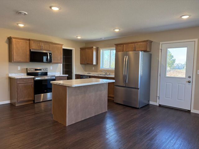 1649 Beartooth Ave SW, Bemidji, MN 56601
