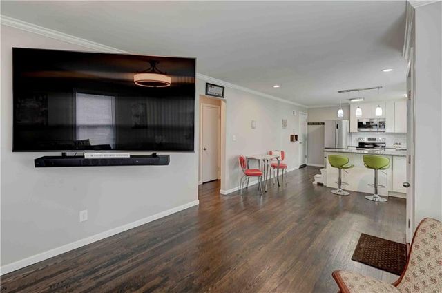 7722 W 66th Terrace, Mission, KS 66202