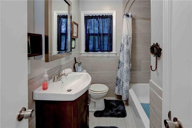 7722 W 66th Terrace, Mission, KS 66202