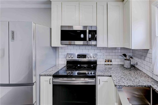 7722 W 66th Terrace, Mission, KS 66202