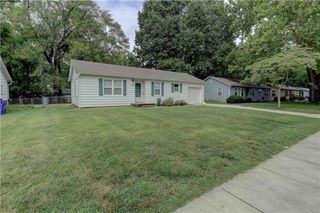 7722 W 66th Terrace, Mission, KS 66202