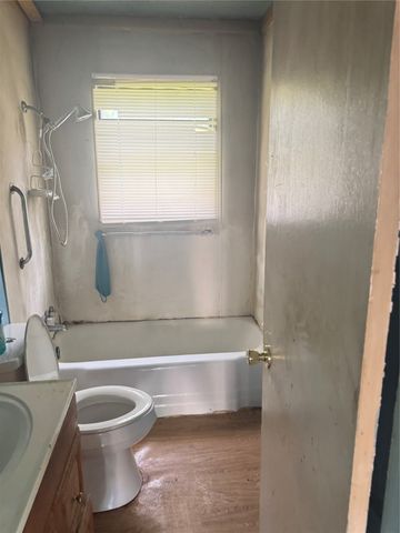 303 Perry Avenue, Waxahachie, TX 75165