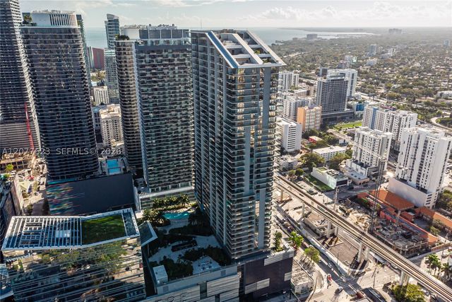 88 SW 7th St 4203, Miami, FL 33130