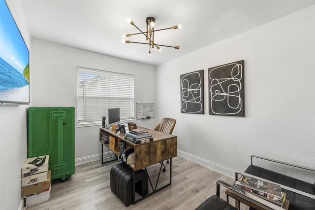 8497 Bonita Isle Drive, Lake Worth, FL 33467