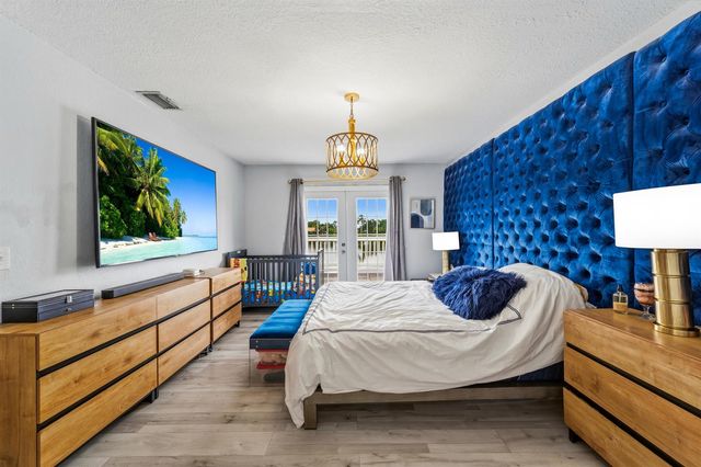 8497 Bonita Isle Drive, Lake Worth, FL 33467
