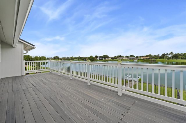 8497 Bonita Isle Drive, Lake Worth, FL 33467