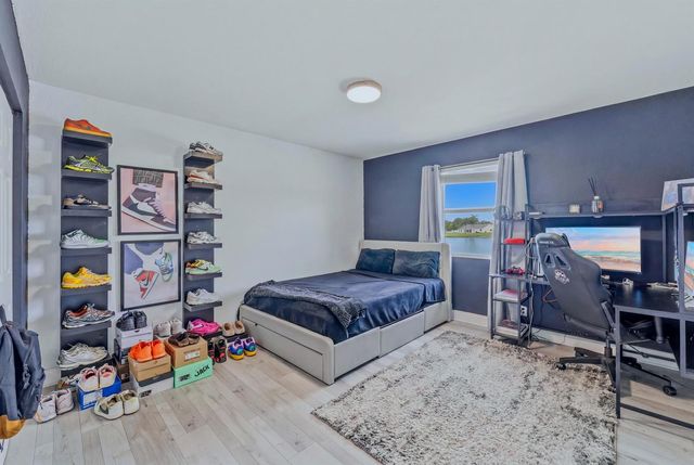 8497 Bonita Isle Drive, Lake Worth, FL 33467