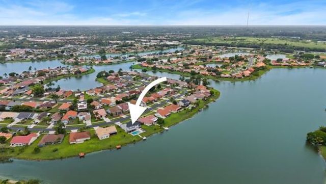8497 Bonita Isle Drive, Lake Worth, FL 33467