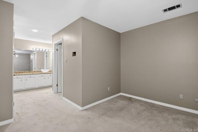 103 Cambridge Place, Little Rock, AR 72227