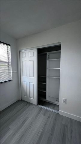 173 NW 93rd Ave 201, Pembroke Pines, FL 33024