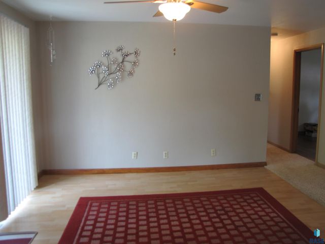3108 S 7th Ave, Sioux Falls, SD 57105