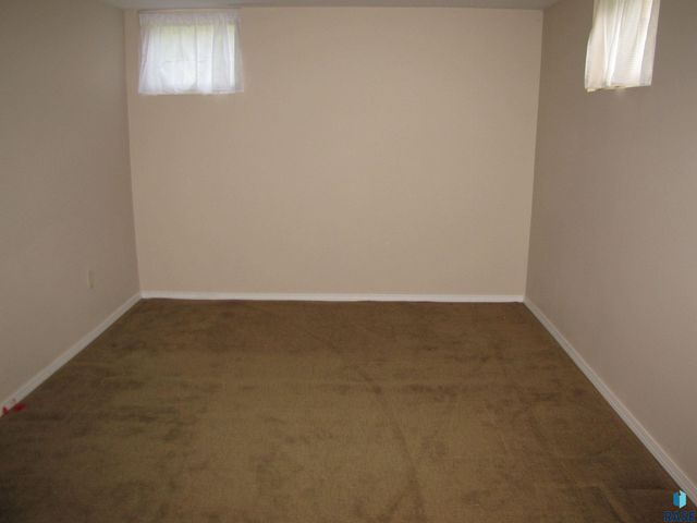 3108 S 7th Ave, Sioux Falls, SD 57105