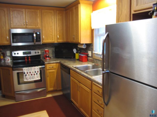 3108 S 7th Ave, Sioux Falls, SD 57105