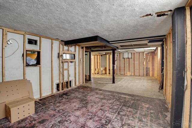 3648 Solar Vista Place, Cincinnati, OH 45213