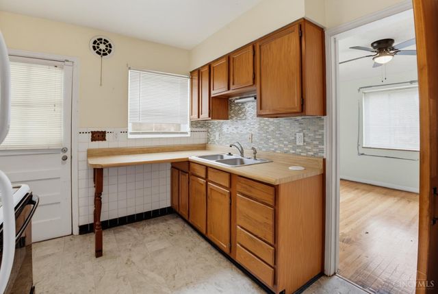3648 Solar Vista Place, Cincinnati, OH 45213
