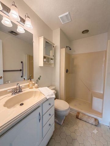 5B Thomas St P4, Saugus, MA 01906