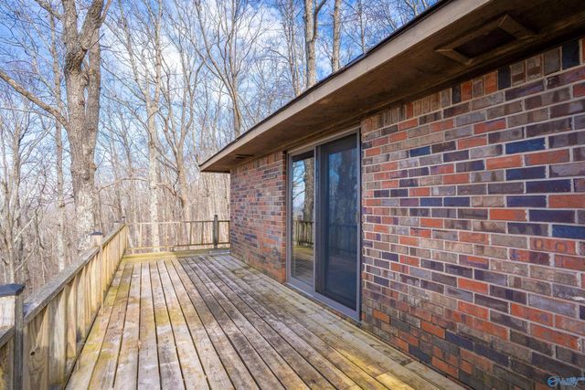 35 Circle Drive NE, Fort Payne, AL 35967