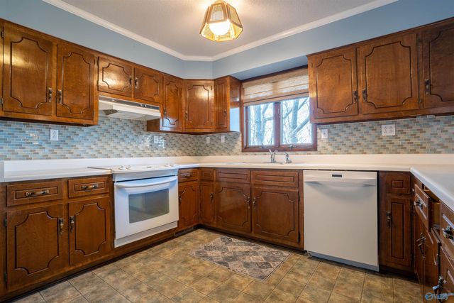 35 Circle Drive NE, Fort Payne, AL 35967