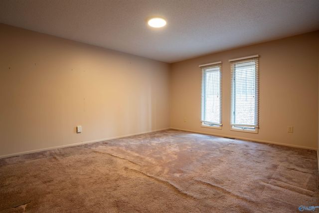 35 Circle Drive NE, Fort Payne, AL 35967