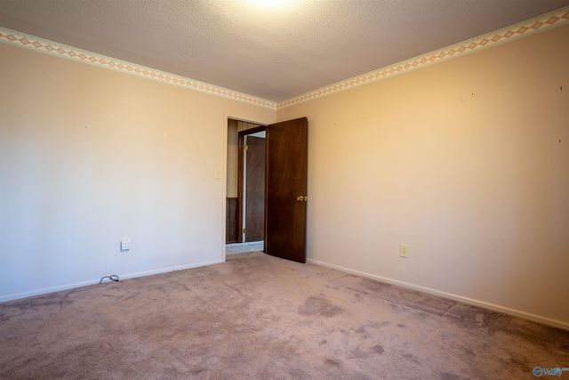 35 Circle Drive NE, Fort Payne, AL 35967