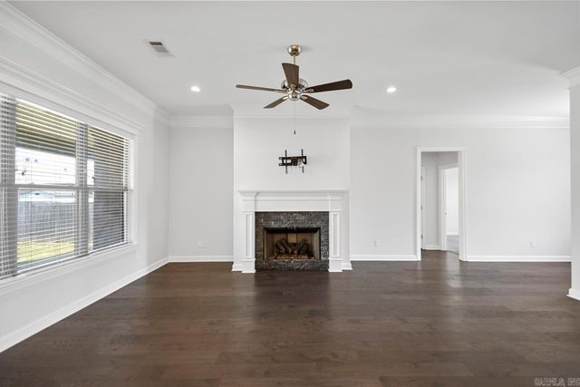 9608 Meadow Creek Drive, Sherwood, AR 72120