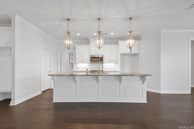 9608 Meadow Creek Drive, Sherwood, AR 72120