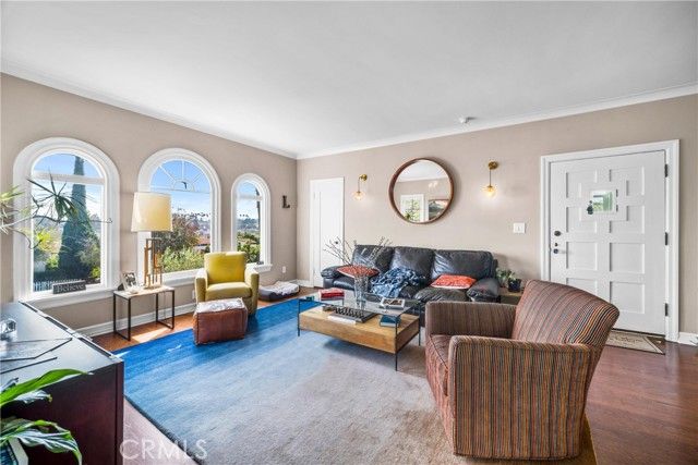 1245 S Hudson, Los Angeles, CA 90019