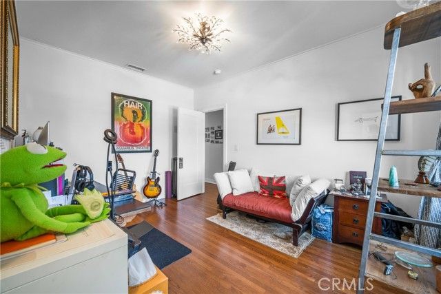 1245 S Hudson, Los Angeles, CA 90019