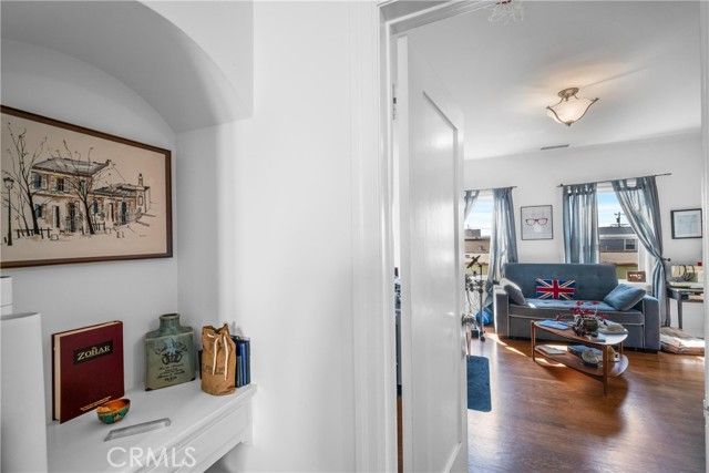 1245 S Hudson, Los Angeles, CA 90019