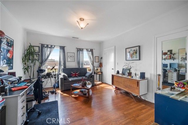 1245 S Hudson, Los Angeles, CA 90019