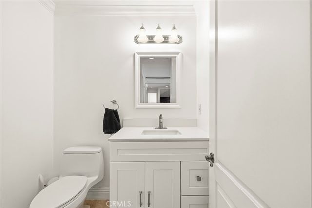11145 Sunshine Terrace 102, Studio City, CA 91604