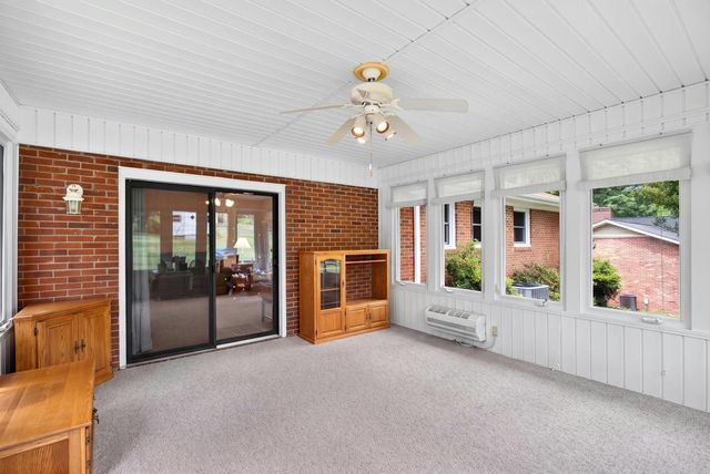 208 Holly Road, Taylors, SC 29687