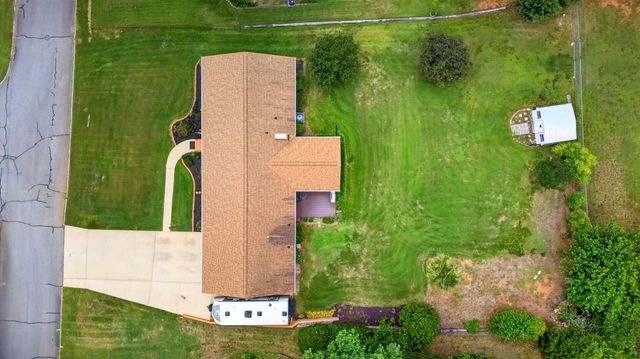 208 Holly Road, Taylors, SC 29687