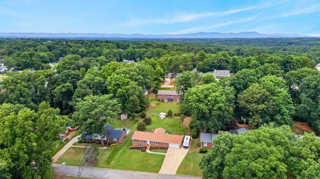 208 Holly Road, Taylors, SC 29687