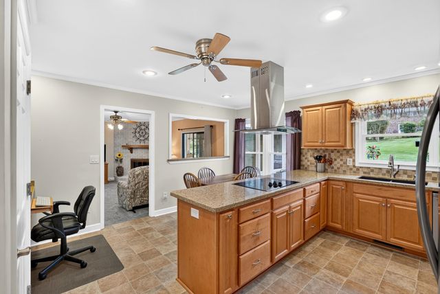 208 Holly Road, Taylors, SC 29687