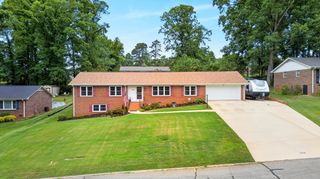 208 Holly Road, Taylors, SC 29687