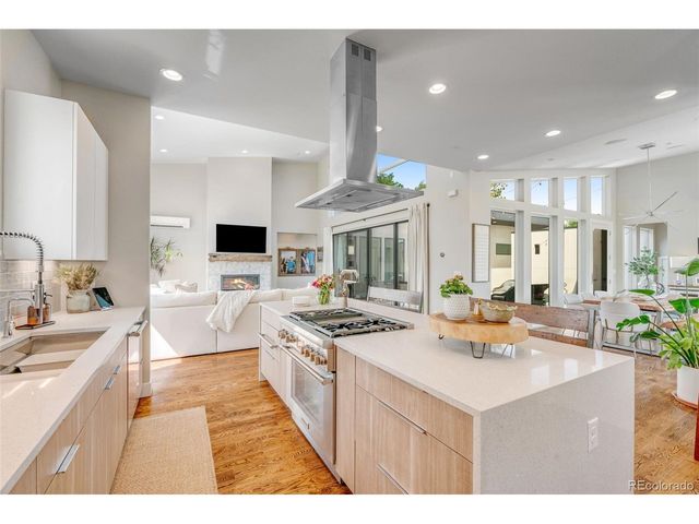 10 Wilder Ln, Littleton, CO 80123