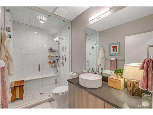 10 Wilder Ln, Littleton, CO 80123