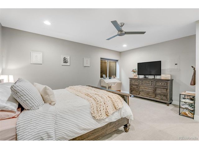 10 Wilder Ln, Littleton, CO 80123