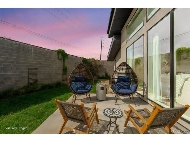 10 Wilder Ln, Littleton, CO 80123