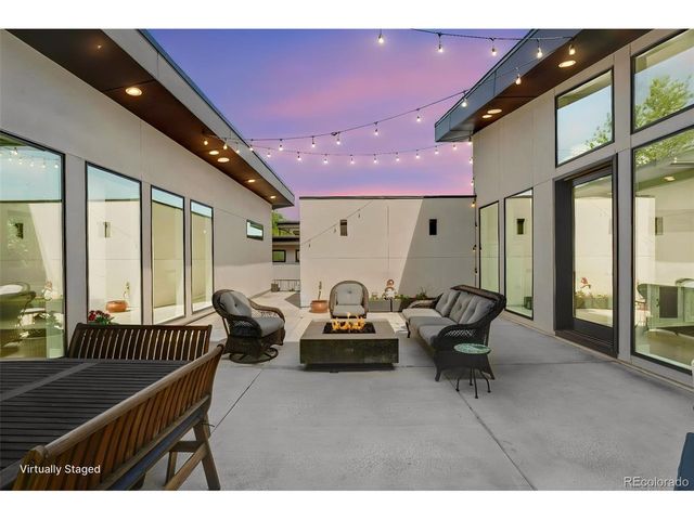 10 Wilder Ln, Littleton, CO 80123