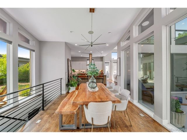10 Wilder Ln, Littleton, CO 80123